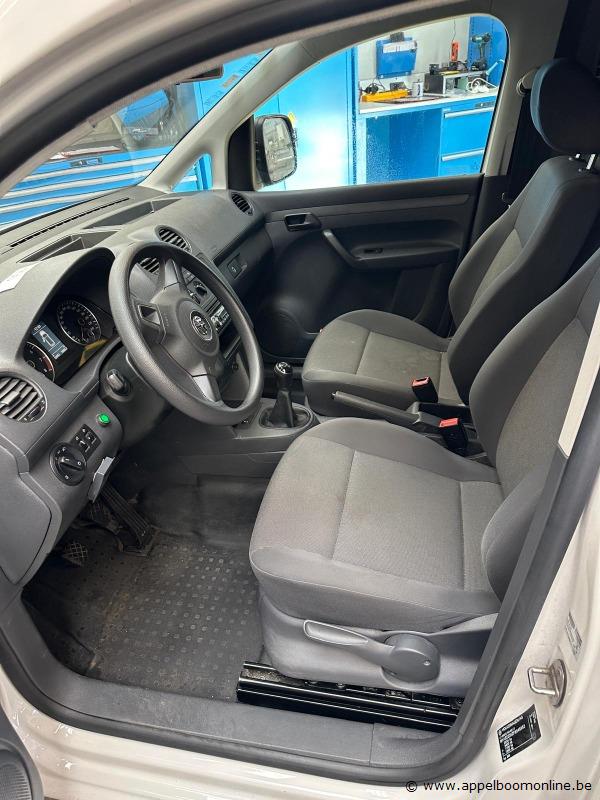 Lichte vrachtwagen VOLKSWAGEN Caddy, WV1ZZZ2KZFX045552, 1e insch 2014-11-04, 25093km, 1984cm³, 80kW, aardgas (CNG), manueel, euro 5b, mtm 2234kg, t… – foto 4 – kavel bij Appelboom