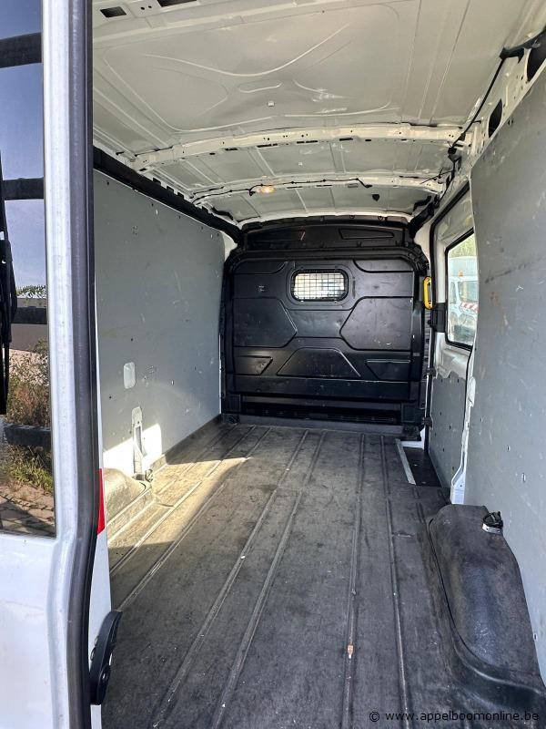 Lichte vrachtwagen FORD Transit, WF0XXXTTGXFM25274, 1e insch 2016-05-26, 47998km, 1995cm³, 74kW, diesel, manueel, euro 6, mtm 3500kg, tarra 2285kg,… – foto 8 – kavel bij Appelboom
