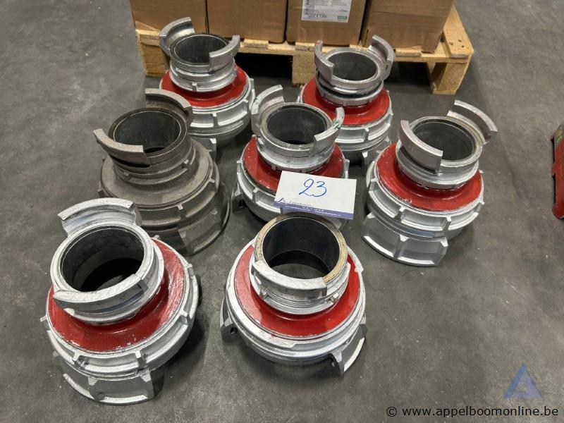 Metalen overgangsstukken, type 150-110 dsp – kavel bij Appelboom