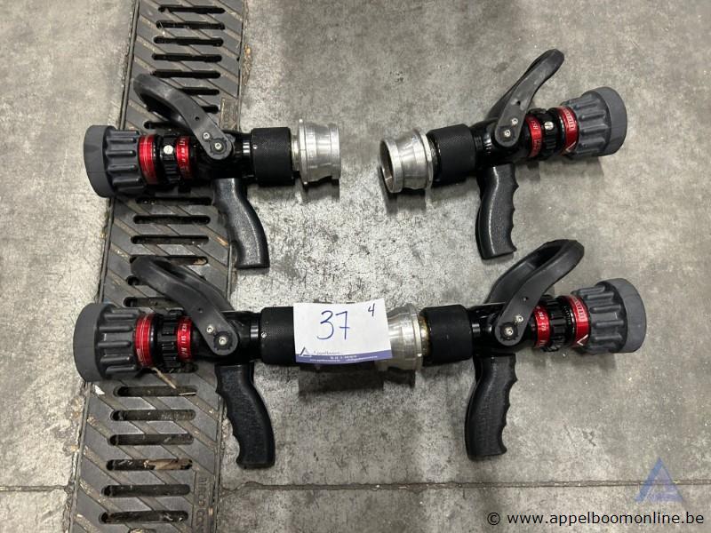 4 Straalpijpen Protek, met handgrepen – foto 2 – kavel bij Appelboom