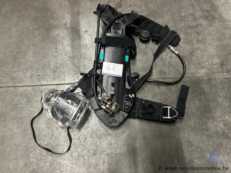 Ademluchttoestel DRÄGER PSS 100, met ademluchtmasker. Geschikt voor cilinders van 200/300 bar, Dräger PSS 100 Series. Werking niet gekend – foto 2 – kavel bij Appelboom