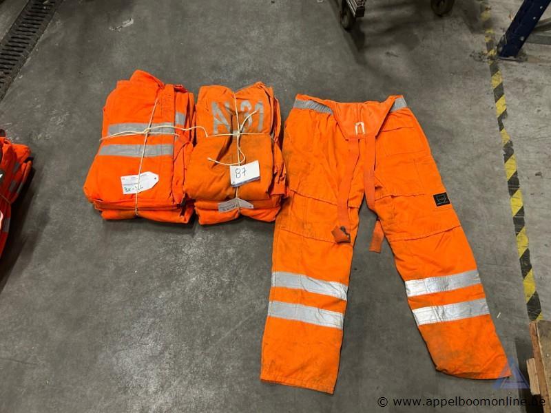 6 zaagbroeken, maat XL – foto 2 – kavel bij Appelboom