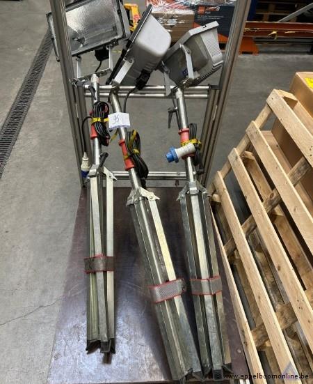3x halogeenstraler op statief SBP SPIDER 1500/II, 1500 W, IP65, 1.500 W. Werking niet gekend – foto 2 – kavel bij Appelboom