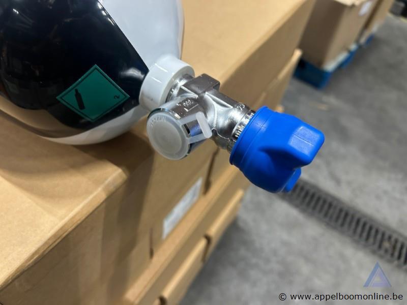 5x Ademluchtcilinder MSA LUXFER composite 6,8L, vuldruk 300 bar – foto 5 – kavel bij Appelboom