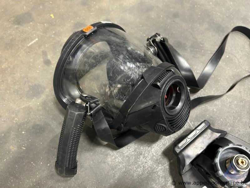 Ademluchttoestel DRÄGER PSS7000, inclusief ademluchtmasker. Werking niet gekend – foto 6 – kavel bij Appelboom