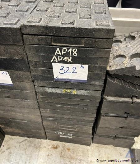 24 Opvulblokken – foto 2 – kavel bij Appelboom