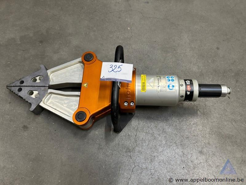 hydraulische spreider Holmatro, types SP 4260 C, bouwjaar 2011 – foto 2 – kavel bij Appelboom