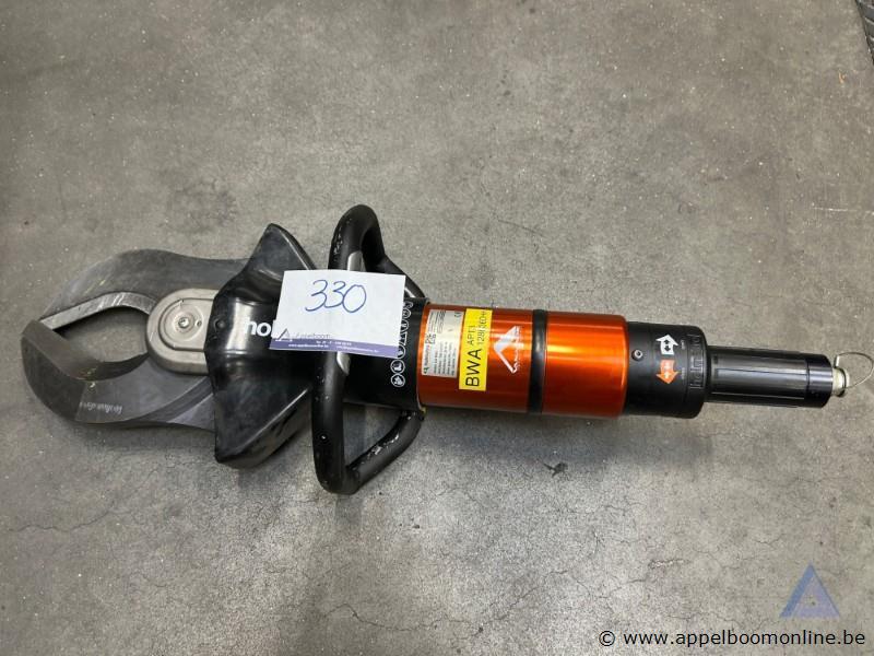 Hydraulische schaar Holmatro CU 5050, serienummer 1286360HH, bouwjaar 2016, maximale druk 72 MPa – foto 2 – kavel bij Appelboom