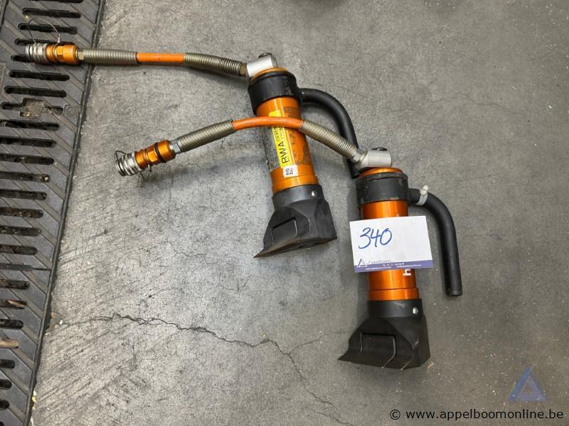 2 hydraulische deuropeners Holmatro, maximale capaciteit 100 kN – foto 2 – kavel bij Appelboom