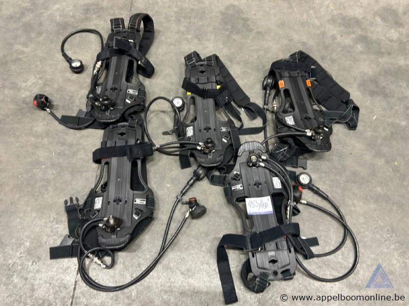 5x Persluchtademtoestel Dräger PSS90D. Werking niet gekend – foto 2 – kavel bij Appelboom
