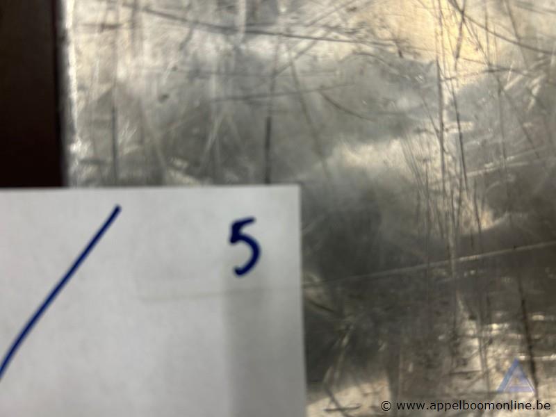 5 Metalen transportbakken – foto 4 – kavel bij Appelboom