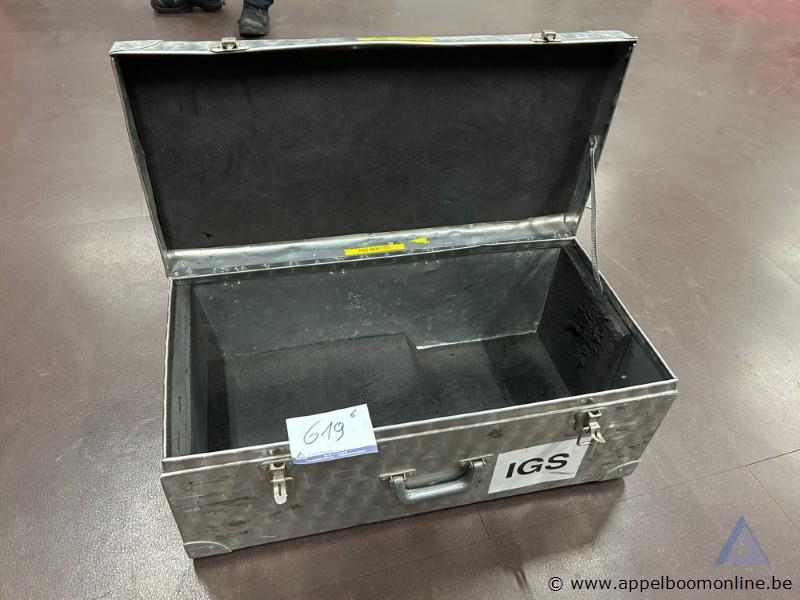 6 Metalen transportkisten – foto 2 – kavel bij Appelboom