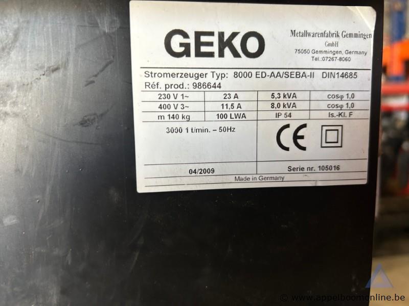 Stroomgenerator GEKO 8000 ED-AA/SEBA-II, bouwjaar 2009, serienummer 105016, 8,0 kW, 230/400 V, 3 fasen, 140 kg. Werking niet gekend, 230.400 V – foto 3 – kavel bij Appelboom