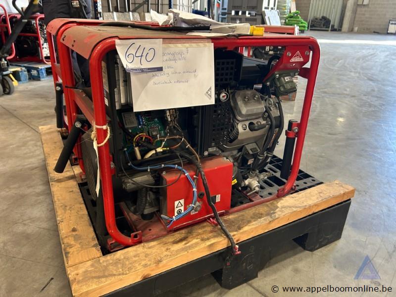 Stroomgenerator Geko 5000 ED-AA/SEBA – II, bouwjaar 2008, serienummer 1288, 5,0 kW, 230 V / 400 V, 1 / 3 fasen. Werking niet gekend – foto 2 – kavel bij Appelboom