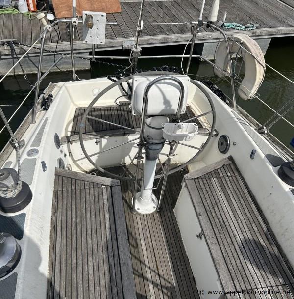 Pleziervaartuig RUSHCUTTER, zeilboot Cortessa 43, 13,07m - 3.85m - 2.25m, composiet, 1 mast, bj 1982, S0403408215, Sole motor 40.5Kw – foto 17 – kavel bij Appelboom