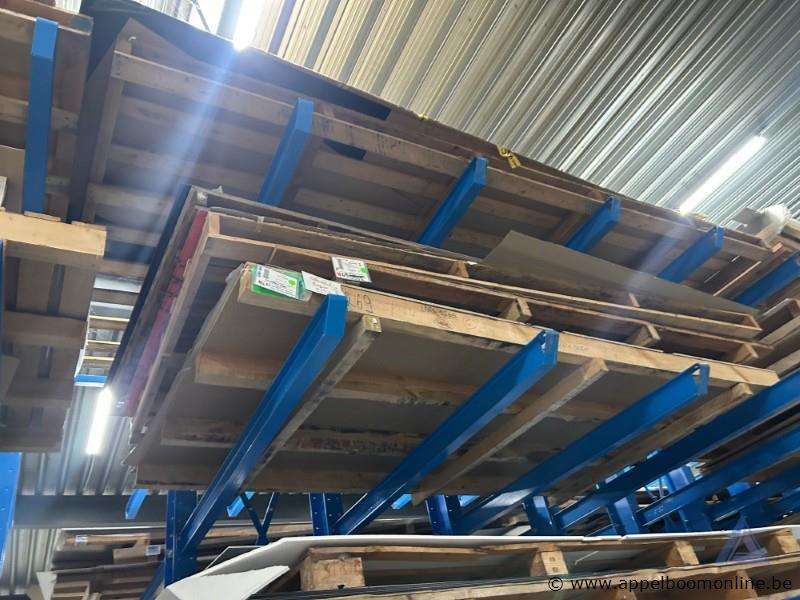 Lot diverse aluminium composiet- en kunststofplaten wo ALUCOIL – foto 6 – kavel bij Appelboom