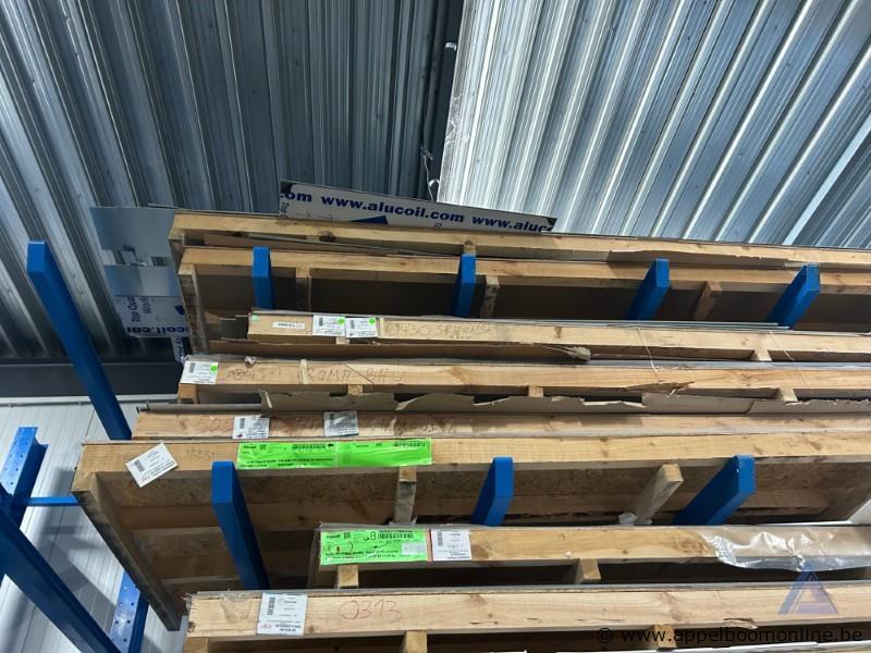 Lot diverse aluminium composiet- en kunststofplaten wo ALUCOIL – foto 6 – kavel bij Appelboom