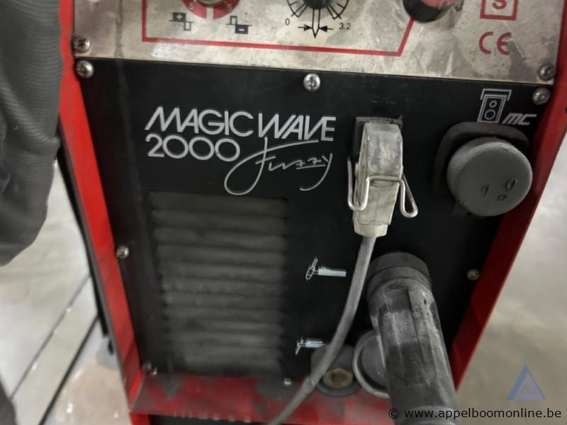 Lasapparaat FRONIUS MagicWave 2000 Fuzzy, inclusief gasfles, drukregelaar, slangen en toortsen – foto 5 – kavel bij Appelboom