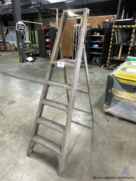 Alu trapladder – foto 2 – kavel bij Appelboom
