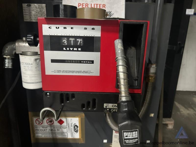Mobiele dieseltank met pomp PIUSI Cube 56, inclusief filter CT 70064. Werking niet gekend – foto 3 – kavel bij Appelboom