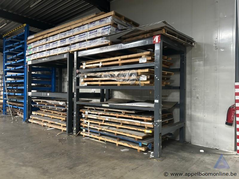 Metalen palletrekken 2x3 meter lengte – foto 2 – kavel bij Appelboom