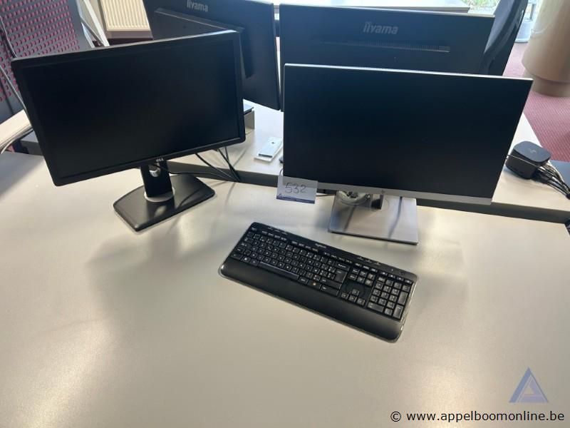 2 monitoren (Dell, HP) en 1 toetsenbord (Logitech). Werking niet gekend – foto 2 – kavel bij Appelboom