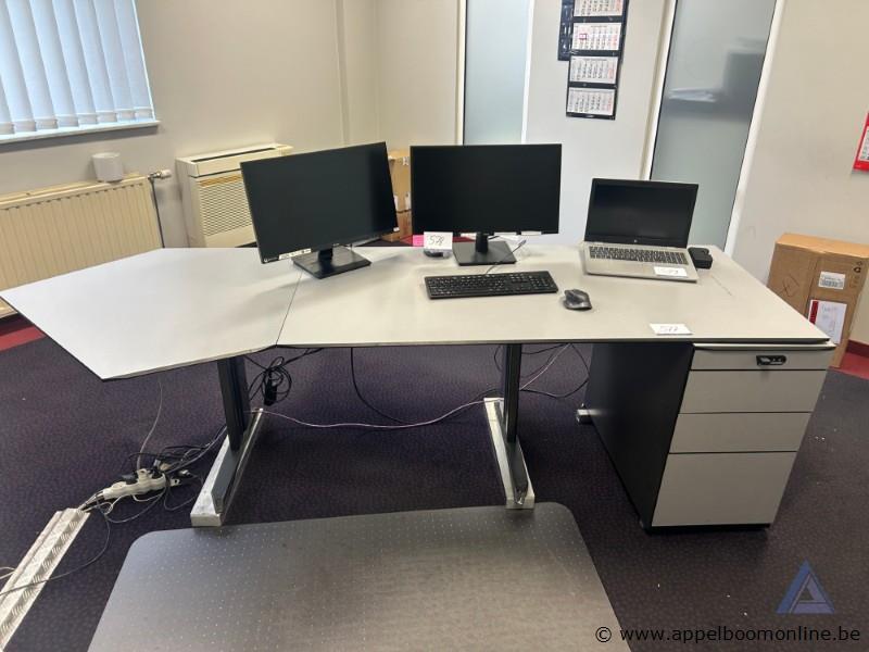 L-vormig kantoorbureau met ladeblok afmetingen 250x80cm – foto 2 – kavel bij Appelboom