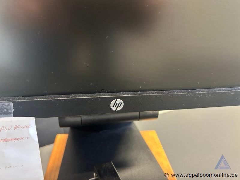 computerwerkstation FUJITSU Intel Core i3 Inclusief toetsenbord HP, muis Logitech en bureautelefoon Yealink,, met twee monitoren HP Werking niet g… – foto 4 – kavel bij Appelboom