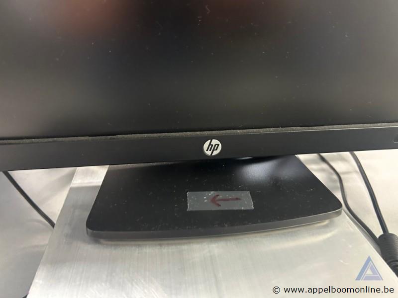 Computerwerkstation FUJITSU met Intel Core i7 processor en Windows 7, inclusief HP monitor, toetsenbord en muis. Werking niet gekend – foto 4 – kavel bij Appelboom