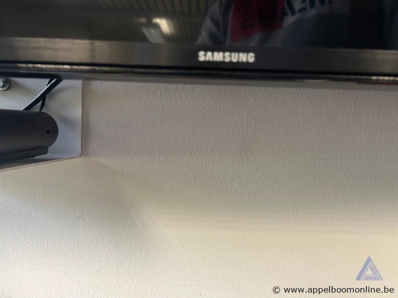 Televisie SAMSUNG, inclusief Barco ClickShare draadloos presentatiesysteem. Werking niet gekend – foto 3 – kavel bij Appelboom