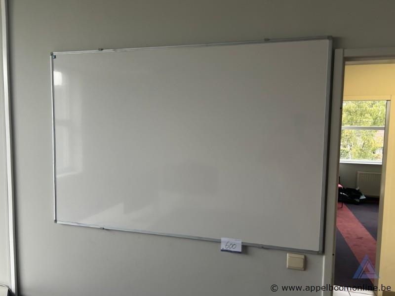 Whiteboard, afmetingen 150 x 100 cm – kavel bij Appelboom