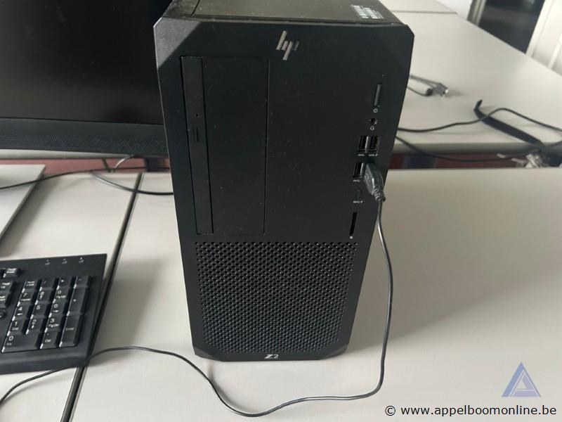 computer HP, Z2 plus 2 monitoren, passwoord niet gekend – foto 3 – kavel bij Appelboom