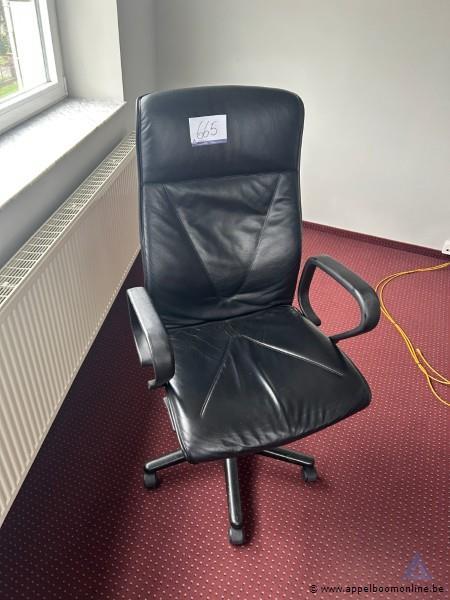 bureaustoel – kavel bij Appelboom