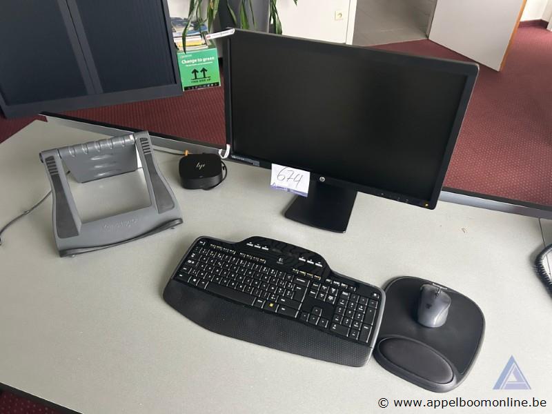 Dockingstation HP plus monitor HP – foto 2 – kavel bij Appelboom