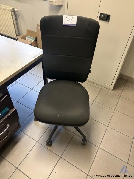 bureaustoel – foto 2 – kavel bij Appelboom
