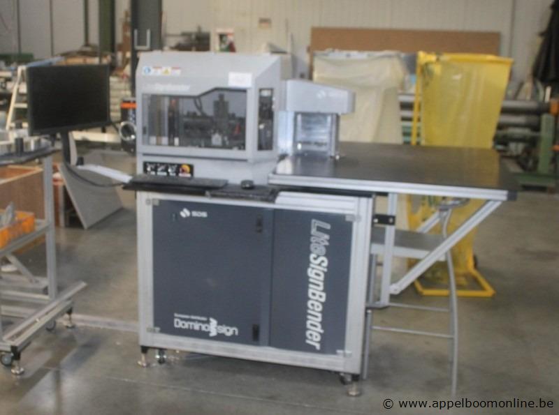 Kanaalbuigmachine Dominosign L-Lite SignBender LSB-200, bouwjaar 2018, serienummer SC-18576, 0,69 kW, 220 V, 1 fasen, 1400x680x1550 mm, 490 kg, CE-… – foto 2 – kavel bij Appelboom