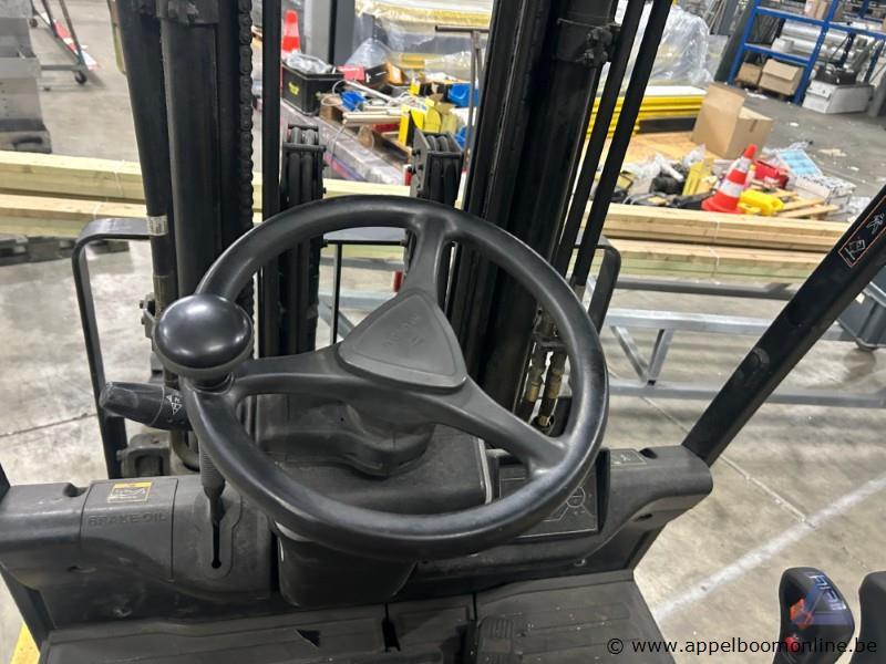 Heftruck HYUNDAI 30BH-9, bedrijfsuren 3.216,6 u, hefvermogen 2.825 kg, bouwjaar 2015, 3.217 u, 6,5 m, TF/TS mast, elektrisch, serienummer HHHXHL93F… – foto 6 – kavel bij Appelboom
