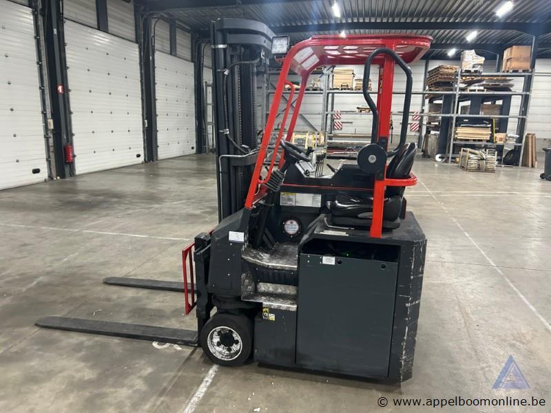 Meerwegheftruck COMBILIFT C3000CBE, hefvermogen 3.000 kg, bouwjaar 2017, 7.784 kg, serienummer 36933. Werking niet gekend – foto 2 – kavel bij Appelboom