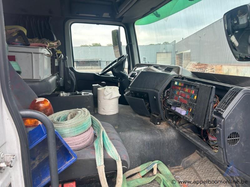 Trekker combinatie met oplegger MERCEDES-BENZ Actros, manueel, kraan, zonder documenten – foto 6 – kavel bij Appelboom