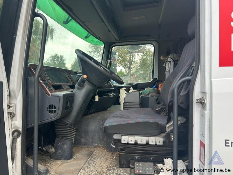 Trekker combinatie met oplegger MERCEDES-BENZ Actros, manueel, kraan, zonder documenten – foto 7 – kavel bij Appelboom