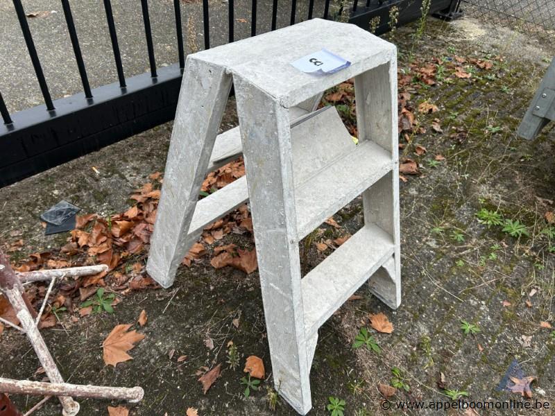 Aluminium opstapje met 3 treden – foto 2 – kavel bij Appelboom