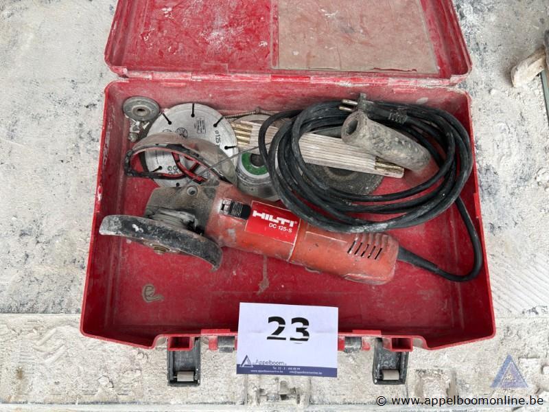 Haakse slijper HILTI DC 125-S, inclusief koffer en diverse slijp- en doorslijpschijven. Werking niet gekend – foto 2 – kavel bij Appelboom