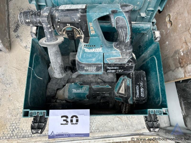 Accu boorhamer Makita DHR242, 18 V, boorcapaciteit 24 mm, inclusief zijhandgreep. Accu haakse slijper Makita DGA506, 18 V, schijfdiameter 125 mm. W… – foto 2 – kavel bij Appelboom