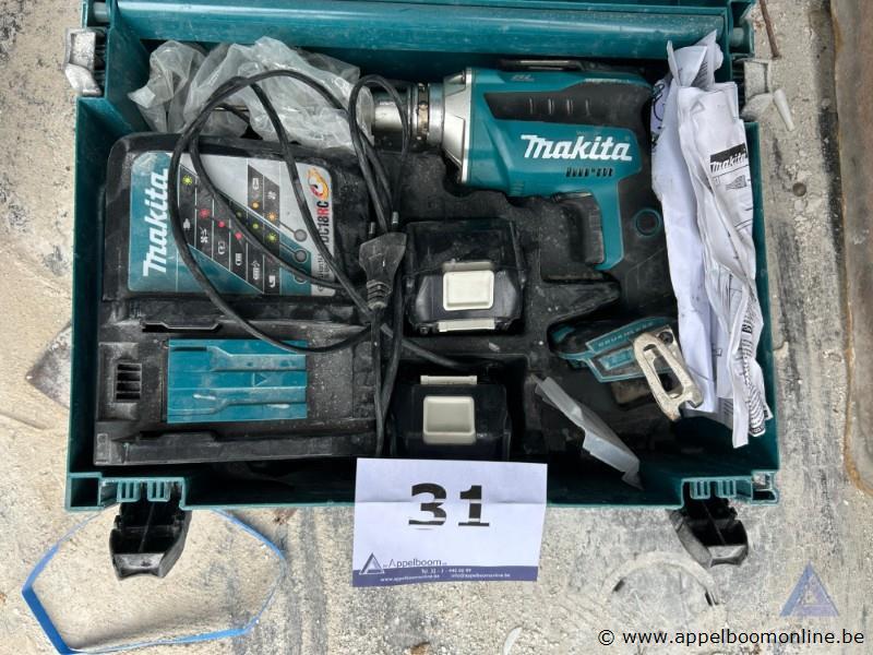 Accu schroefmachine Makita DFS452, 18 V, inclusief lader, 2 accu's en handleiding, in koffer. Werking niet gekend – foto 2 – kavel bij Appelboom
