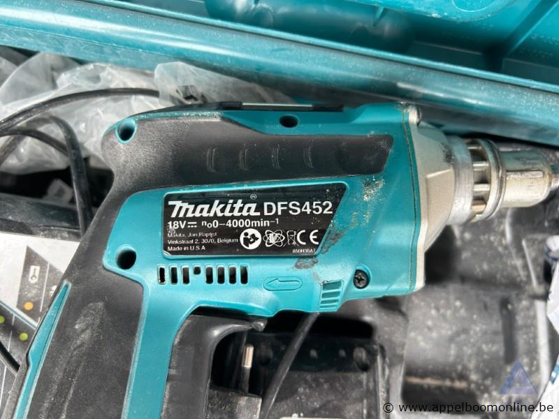 Accu schroefmachine Makita DFS452, 18 V, inclusief lader, 2 accu's en handleiding, in koffer. Werking niet gekend – foto 3 – kavel bij Appelboom