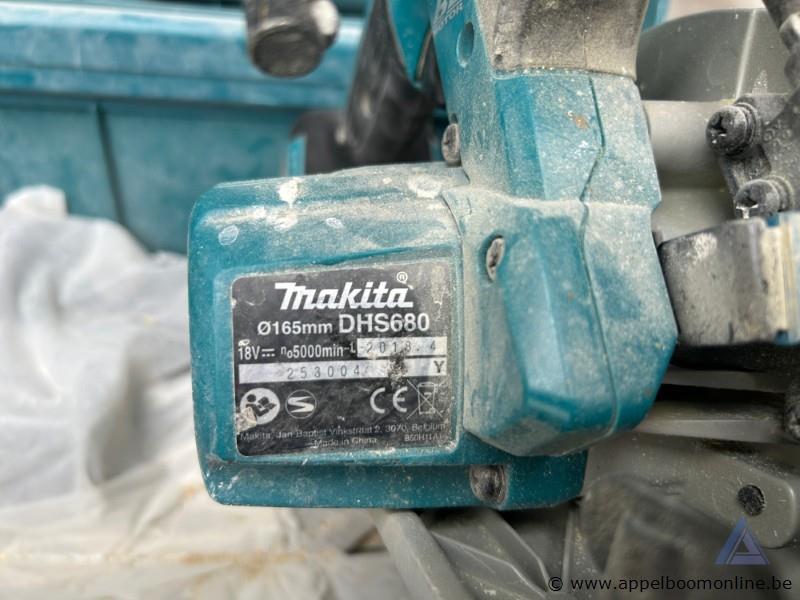Accu cirkelzaag Makita DHS680, zaagbladdiameter 165 mm, inclusief koffer. Werking niet gekend – foto 3 – kavel bij Appelboom