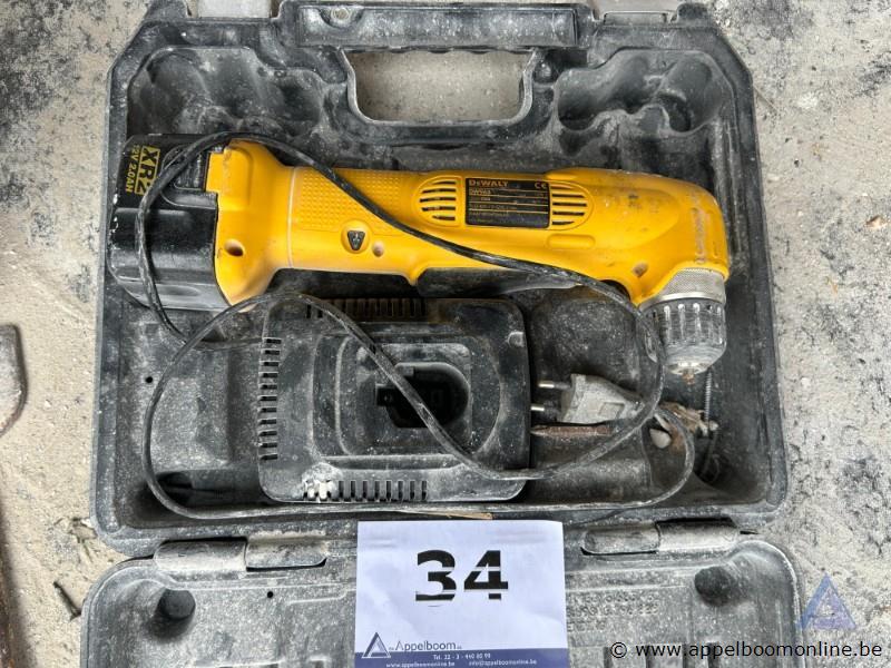 Accu haakse boormachine DEWALT DW965, 12V, inclusief lader en accu, in koffer. Werking niet gekend – foto 2 – kavel bij Appelboom