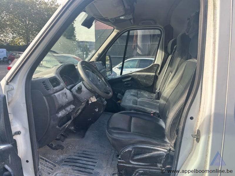 Lichte vrachtwagen RENAULT Master, VF1MA000567950576, 1e insch 15/10/2021, 32688km, 2299cm³, 100kW, diesel, manueel, mtm 3500kg, tarra 2342kg, 2 sl… – foto 11 – kavel bij Appelboom