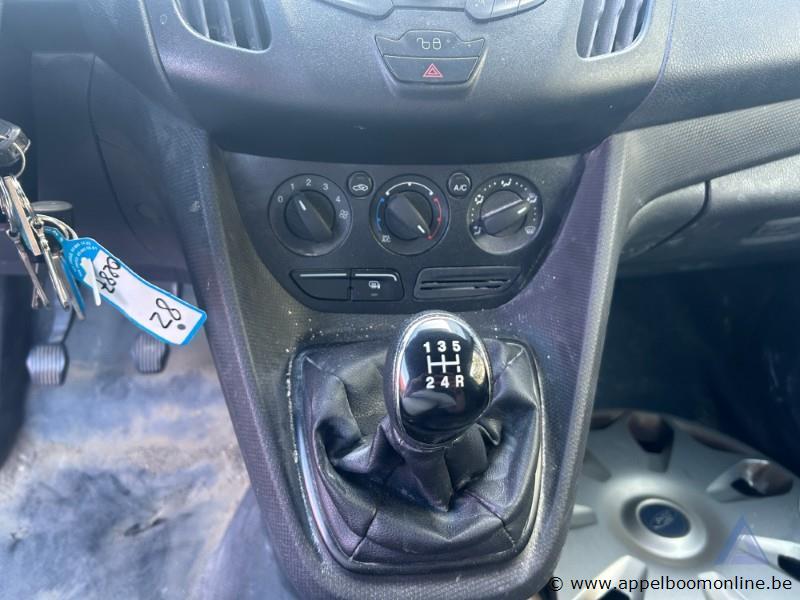 Bestelwagen FORD Transit Connect, WF0SXXWPGSJY86474, 1e insch 15/03/2018, 86081km, 1499cm³, 74kW, diesel, manueel, euro 6b, mtm 2160kg, tarra 1545k… – foto 13 – kavel bij Appelboom