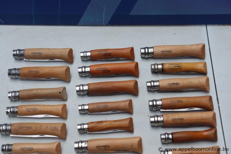 30 zakmessen OPINEL – foto 3 – kavel bij Appelboom